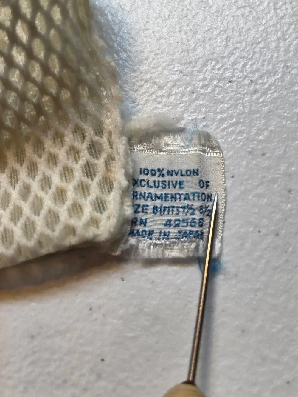 Vintage Japan Off White Mesh Fishnet Gloves